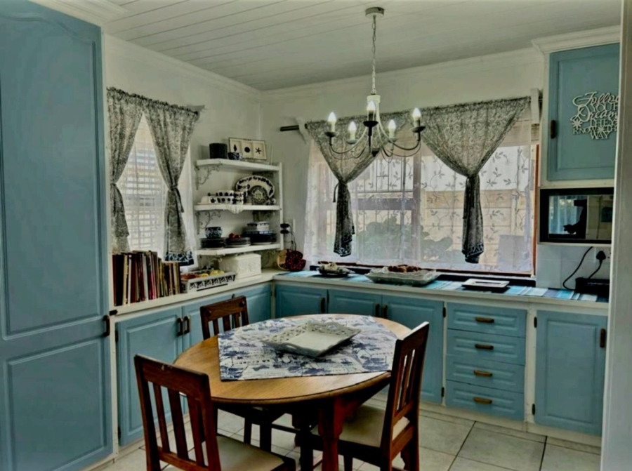  Bedroom Property for Sale in Hartenbos Heuwels Western Cape